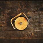 The Darma Teekanne aus schwarzer Keramik